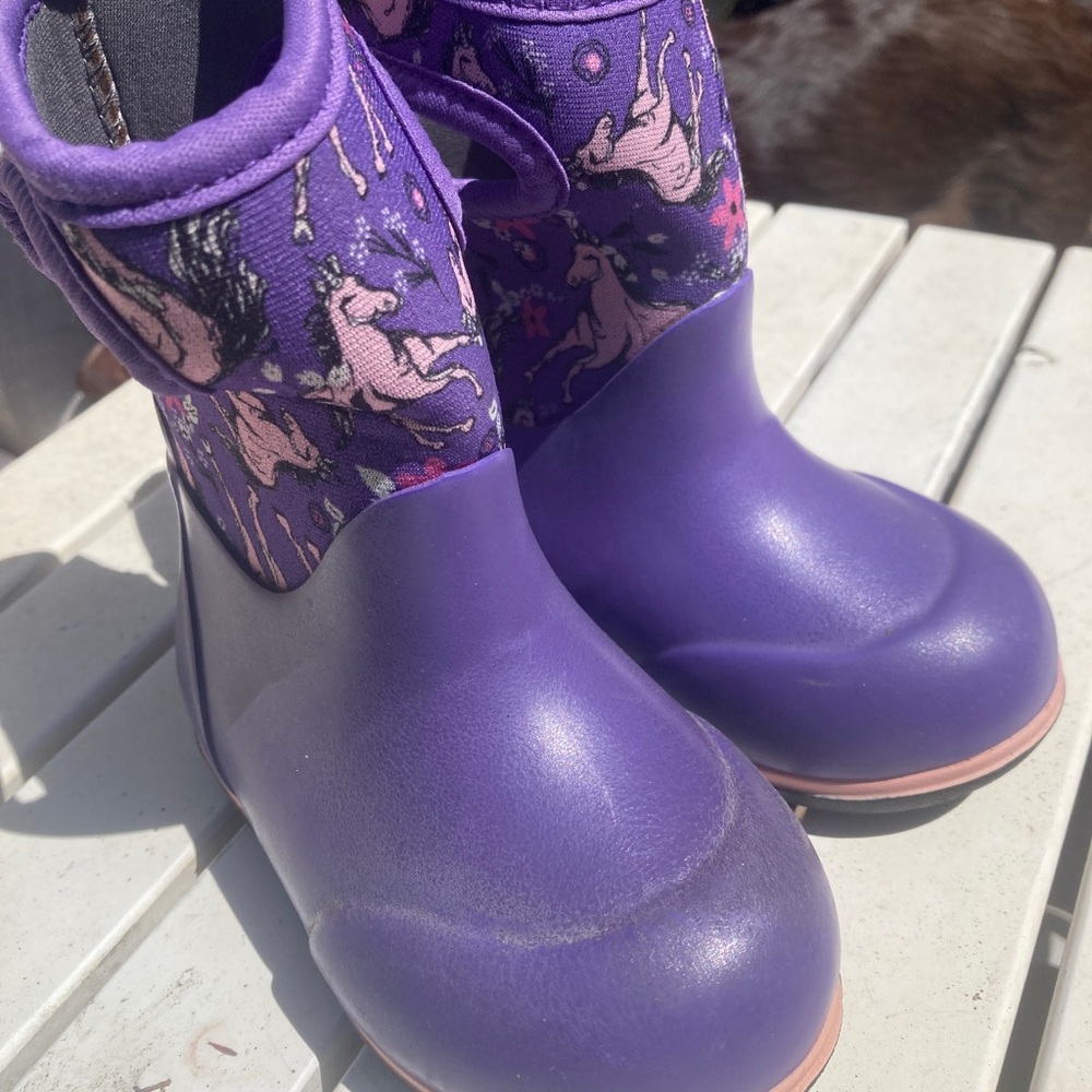 Bogs Purple Kids Shoes with Unicorn Design